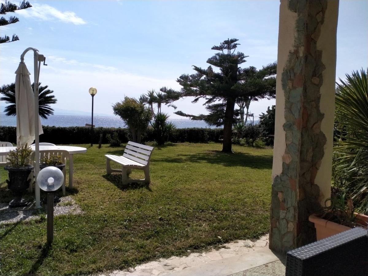 Villa Sullo Stretto Sant'Agata  Ngoại thất bức ảnh