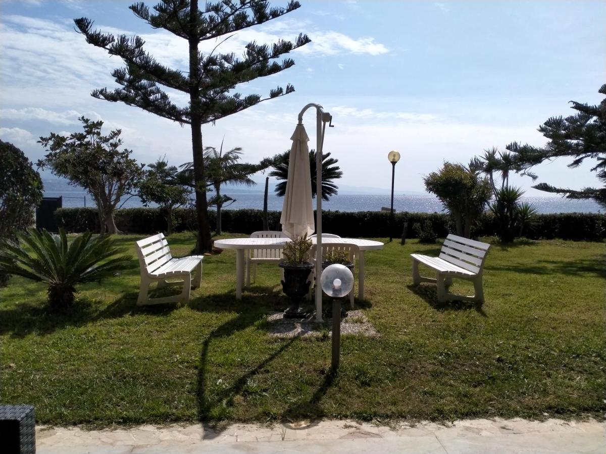 Villa Sullo Stretto Sant'Agata  Ngoại thất bức ảnh