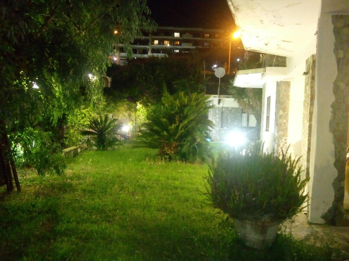 Villa Sullo Stretto Sant'Agata  Ngoại thất bức ảnh